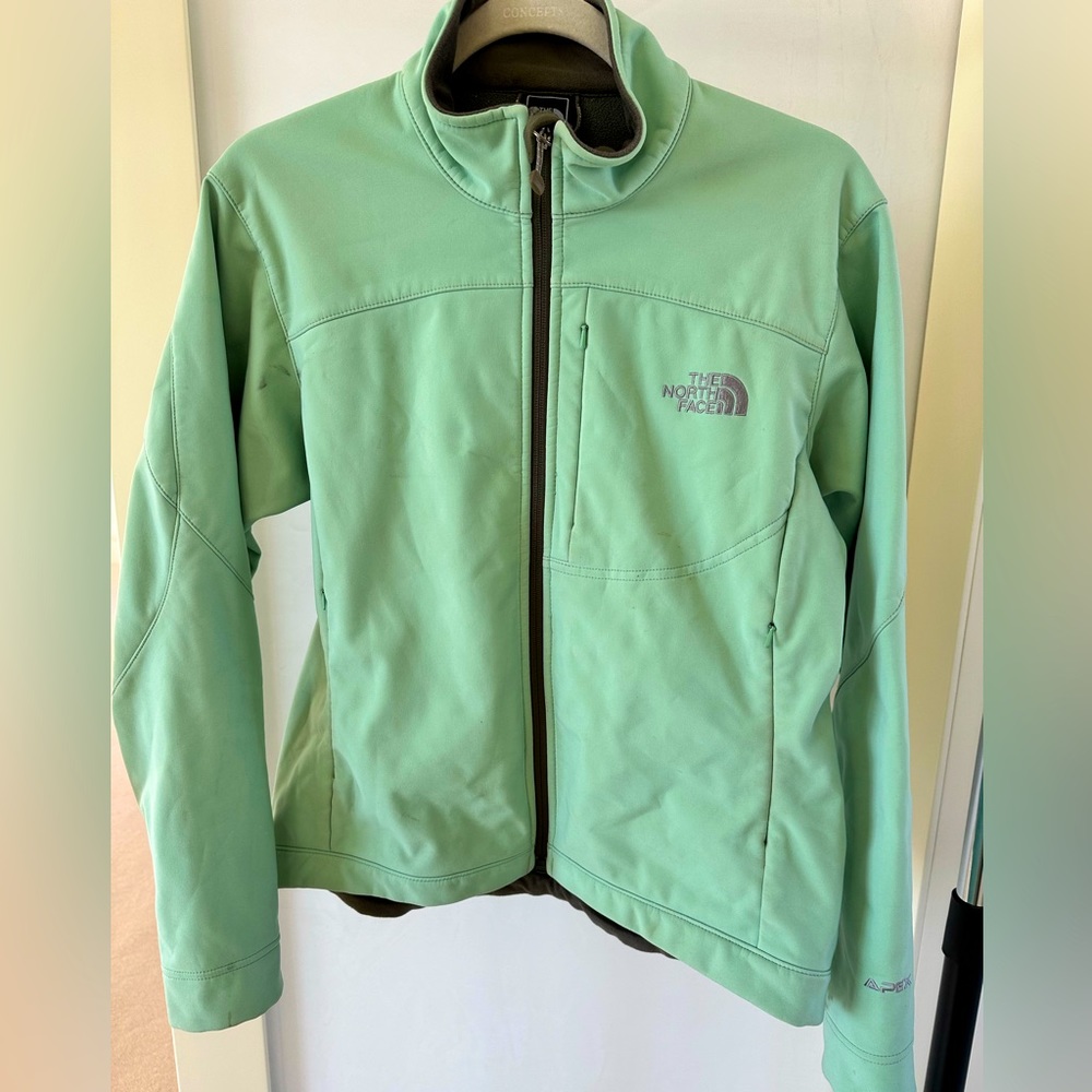 North face women’s jacket size Medium